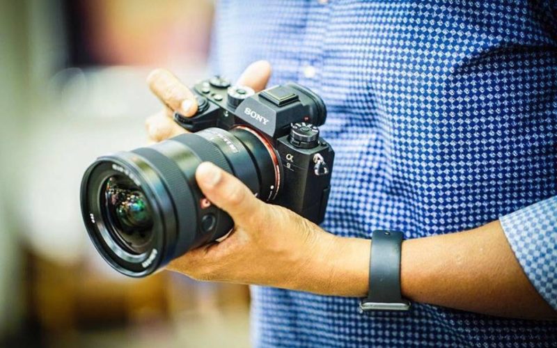 Sony-camera-for-weddingphotography-960x600 Sony-camera-for-weddingphotography-960x600
